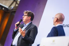 2-011-kreativmedia