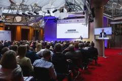 8-030-kreativmedia