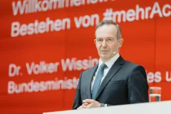 16-102-mehrachtung1j
